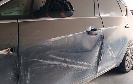 Opel Astra J, 2012 год, 500 000 рублей, 2 фотография