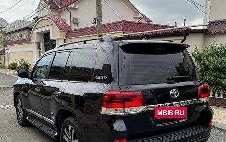 Toyota Land Cruiser 200, 2017 год, 7 500 000 рублей, 6 фотография