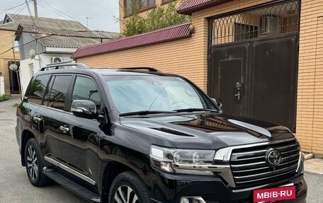 Toyota Land Cruiser 200, 2017 год, 7 500 000 рублей, 3 фотография