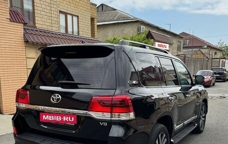 Toyota Land Cruiser 200, 2017 год, 7 500 000 рублей, 5 фотография