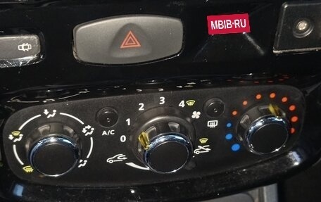 Nissan Terrano III, 2015 год, 840 000 рублей, 5 фотография