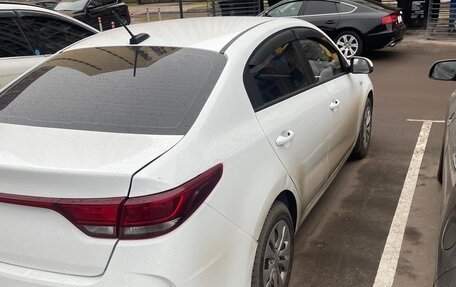 KIA Rio IV, 2020 год, 1 120 000 рублей, 3 фотография