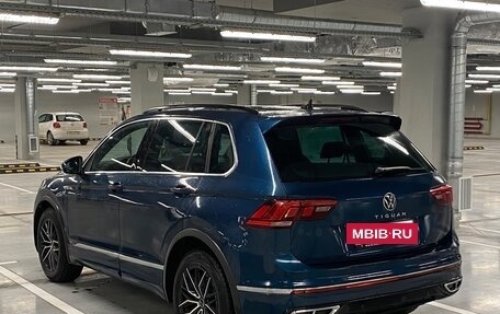 Volkswagen Tiguan II, 2021 год, 3 990 000 рублей, 5 фотография