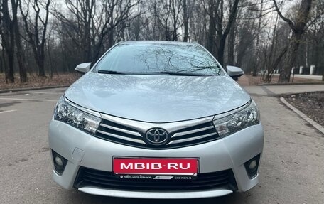 Toyota Corolla, 2013 год, 1 350 000 рублей, 3 фотография