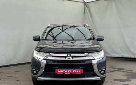 Mitsubishi Outlander III рестайлинг 3, 2015 год, 2 250 000 рублей, 3 фотография
