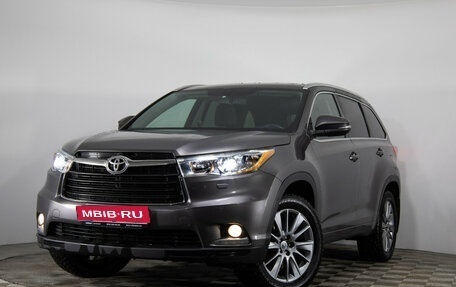 Toyota Highlander III, 2015 год, 2 549 000 рублей, 1 фотография