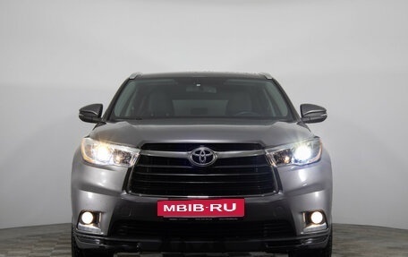 Toyota Highlander III, 2015 год, 2 549 000 рублей, 2 фотография