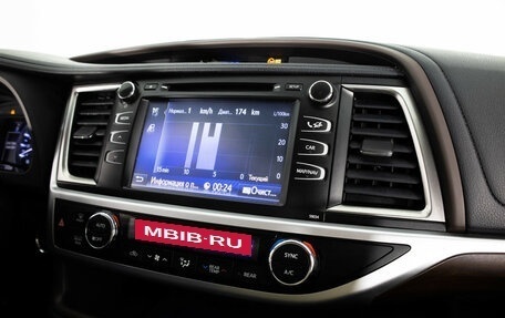 Toyota Highlander III, 2015 год, 2 549 000 рублей, 19 фотография