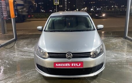 Volkswagen Polo VI (EU Market), 2011 год, 720 000 рублей, 10 фотография