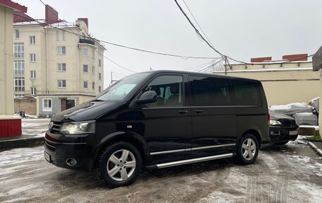 Volkswagen Multivan T5, 2014 год, 2 390 000 рублей, 3 фотография