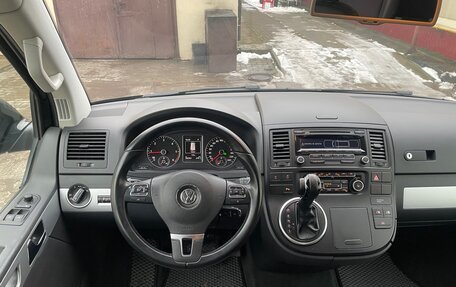 Volkswagen Multivan T5, 2014 год, 2 390 000 рублей, 16 фотография