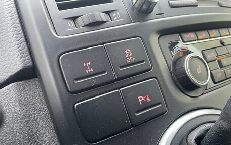 Volkswagen Multivan T5, 2014 год, 2 390 000 рублей, 30 фотография