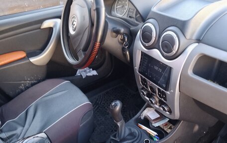 Renault Logan I, 2011 год, 380 000 рублей, 5 фотография