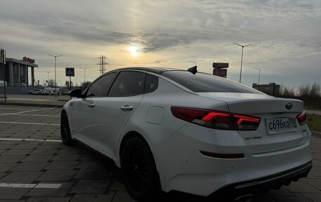 KIA Optima IV, 2018 год, 2 300 000 рублей, 9 фотография