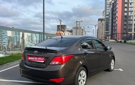 Hyundai Solaris II рестайлинг, 2015 год, 940 000 рублей, 4 фотография