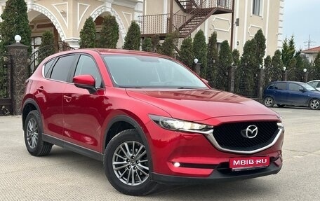Mazda CX-5 II, 2017 год, 2 395 000 рублей, 1 фотография
