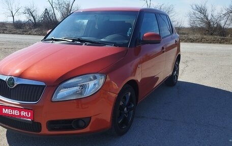 Skoda Fabia II, 2008 год, 450 000 рублей, 2 фотография