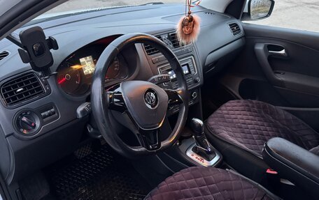 Volkswagen Polo VI (EU Market), 2017 год, 1 200 000 рублей, 7 фотография
