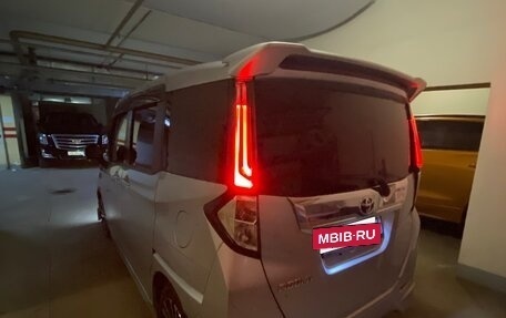 Toyota Roomy I, 2021 год, 1 700 000 рублей, 21 фотография