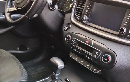 KIA Sorento III Prime рестайлинг, 2018 год, 2 500 000 рублей, 10 фотография