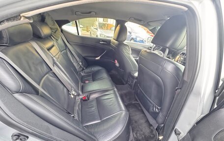 Lexus IS II рестайлинг 2, 2008 год, 1 300 000 рублей, 14 фотография