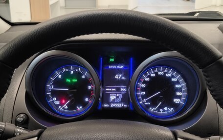 Toyota Land Cruiser Prado 150 рестайлинг 2, 2015 год, 3 250 000 рублей, 18 фотография