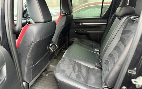 Toyota Hilux VIII, 2022 год, 5 500 000 рублей, 12 фотография