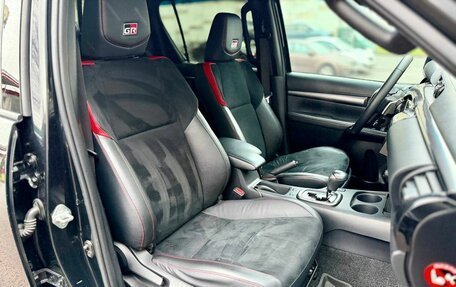 Toyota Hilux VIII, 2022 год, 5 500 000 рублей, 14 фотография