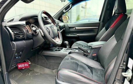 Toyota Hilux VIII, 2022 год, 5 500 000 рублей, 11 фотография