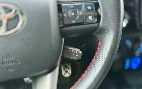 Toyota Hilux VIII, 2022 год, 5 500 000 рублей, 23 фотография