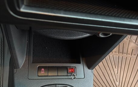 Volkswagen Caddy III рестайлинг, 2013 год, 980 000 рублей, 3 фотография