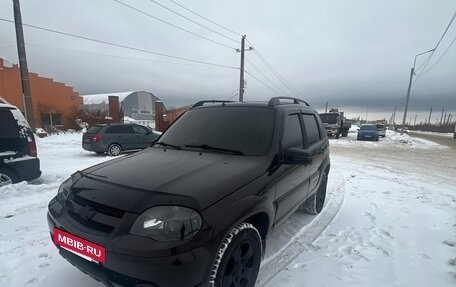 Chevrolet Niva I рестайлинг, 2011 год, 600 000 рублей, 2 фотография