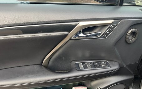 Lexus RX IV рестайлинг, 2019 год, 4 100 000 рублей, 2 фотография