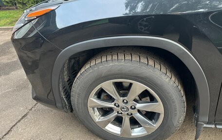 Lexus RX IV рестайлинг, 2019 год, 4 100 000 рублей, 8 фотография