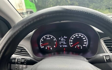 Hyundai Solaris II рестайлинг, 2019 год, 1 100 000 рублей, 10 фотография