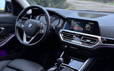 BMW 3 серия, 2019 год, 2 950 000 рублей, 9 фотография