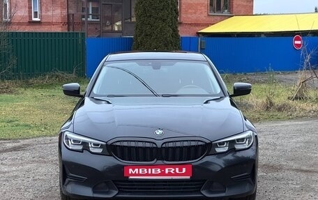 BMW 3 серия, 2019 год, 2 950 000 рублей, 2 фотография