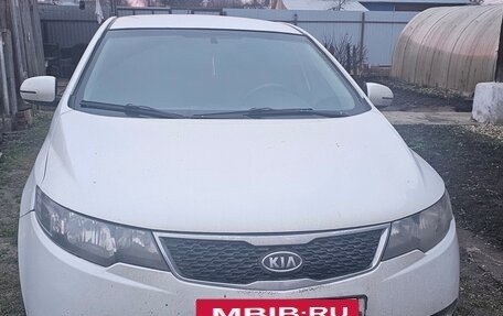 KIA Cerato III, 2011 год, 650 000 рублей, 2 фотография