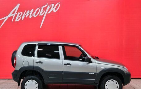 Chevrolet Niva I рестайлинг, 2018 год, 700 000 рублей, 6 фотография