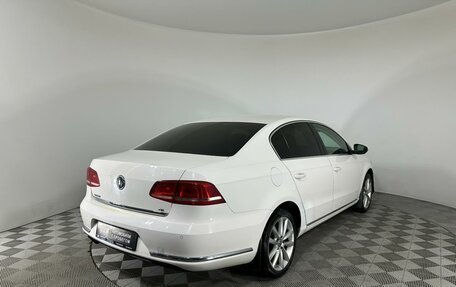 Volkswagen Passat B7, 2012 год, 1 097 000 рублей, 5 фотография
