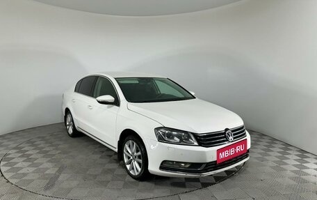 Volkswagen Passat B7, 2012 год, 1 097 000 рублей, 3 фотография
