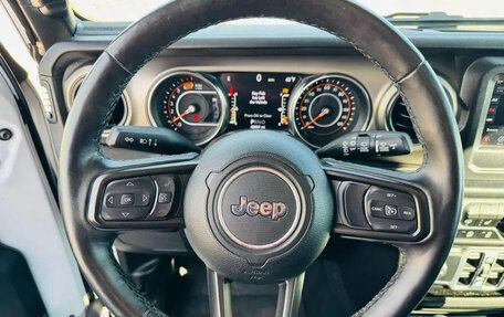 Jeep Wrangler, 2021 год, 4 780 000 рублей, 15 фотография