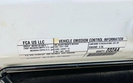 Jeep Wrangler, 2021 год, 4 780 000 рублей, 30 фотография