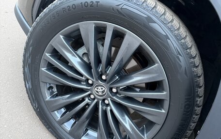 Toyota Highlander, 2025 год, 6 150 000 рублей, 10 фотография