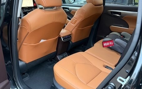 Toyota Highlander, 2025 год, 6 150 000 рублей, 12 фотография