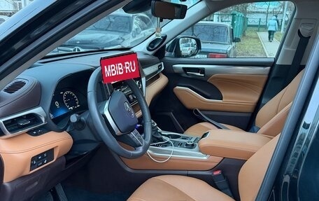 Toyota Highlander, 2025 год, 6 150 000 рублей, 13 фотография