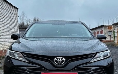 Toyota Camry, 2018 год, 2 650 000 рублей, 1 фотография