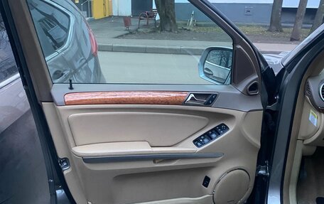 Mercedes-Benz GL-Класс, 2009 год, 1 550 000 рублей, 21 фотография