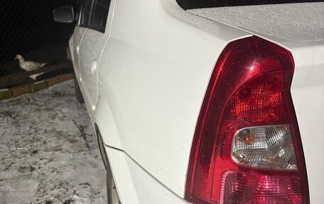 Renault Logan I, 2011 год, 500 000 рублей, 2 фотография