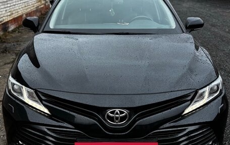 Toyota Camry, 2018 год, 2 650 000 рублей, 4 фотография